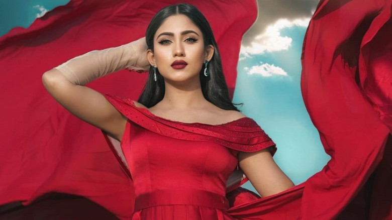 টাকা দেন বলেই আপনি কাউকে কিনে নেননি : সাফা কবির