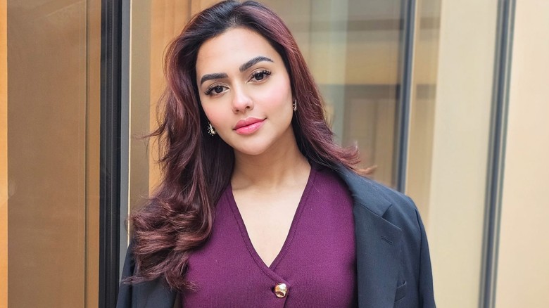 লুক নিয়ে ট্রলের মুখে নুসরাত ফারিয়া