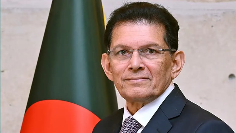 প্রথম বিদেশ সফরে সৌদিতে গেলেন পররাষ্ট্রমন্ত্রী