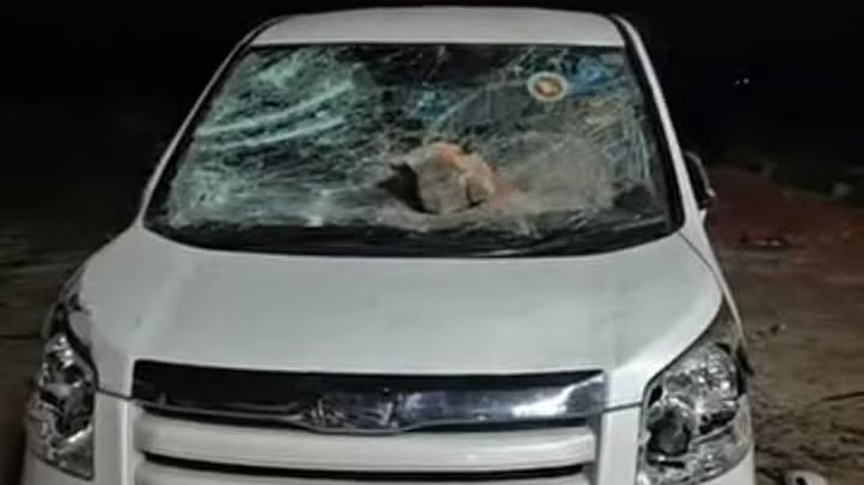 নেত্রকোনায় জামায়াতের এমপি অবরুদ্ধ–গাড়ি ভাঙচুর, অভিযোগ বিএন