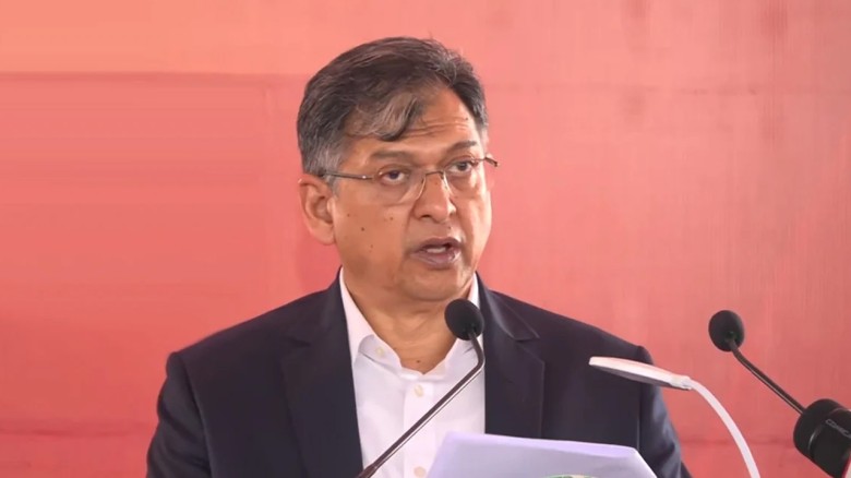আসছে ১০০ অ্যাম্বুলেন্স, হবে ফায়ার সার্ভিসের ২০ স্টেশন : স্বর